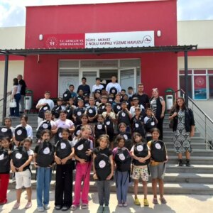 duzcede roman cocuklarina yuzme kursu m3YDEpJA