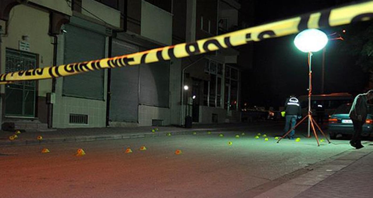 elazigda sopali kavga 3 kisi yaralandi hbtexauu