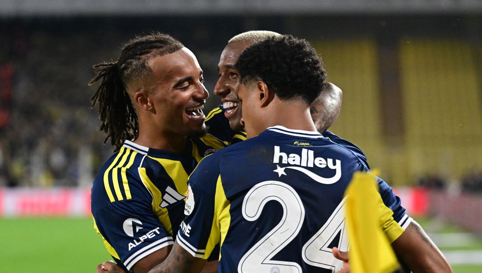 fenerbahce super ligde nefes aldi antalyaspor engelini asti vdvZgCPf