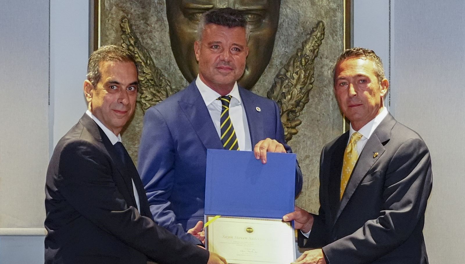 fenerbahcede mazbata toreni yapildi baskan sadettin saran veali koctan aciklama ZY4QULpL