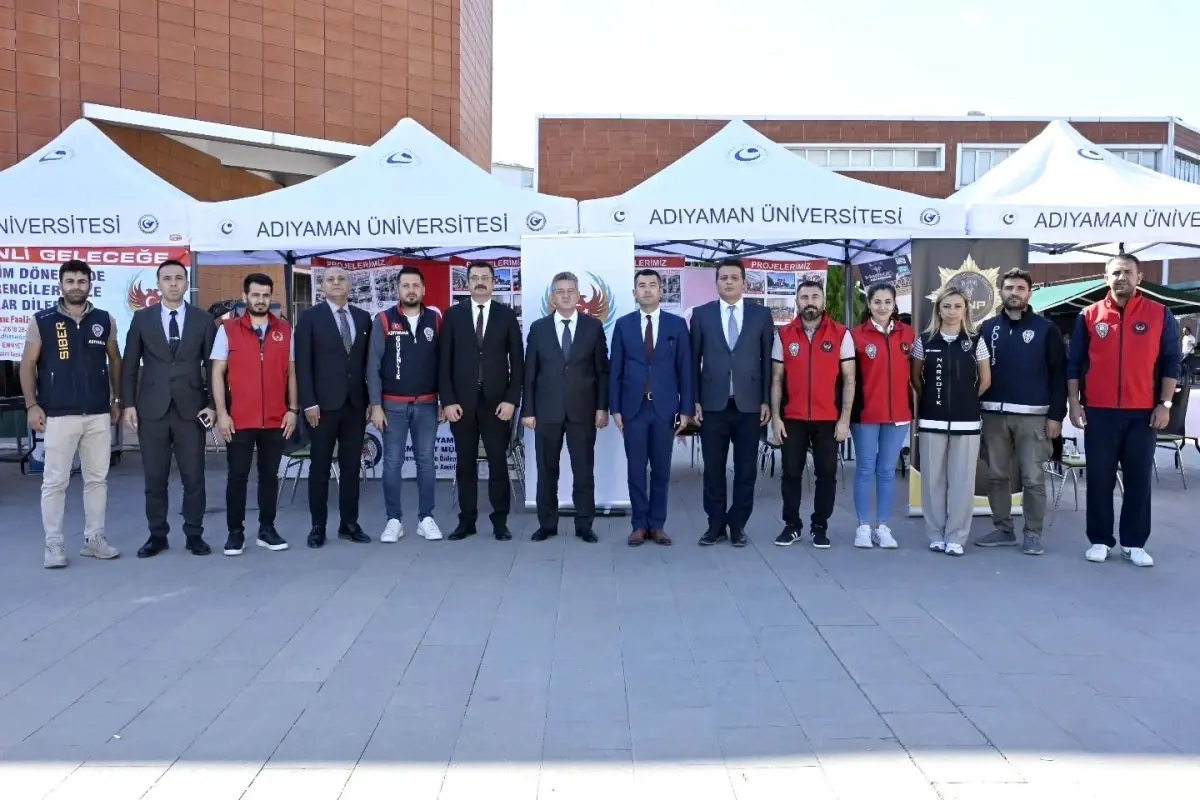 adiyaman emniyetinden ogrencilere guvenlik egitimi DHzlOGuv.jpg