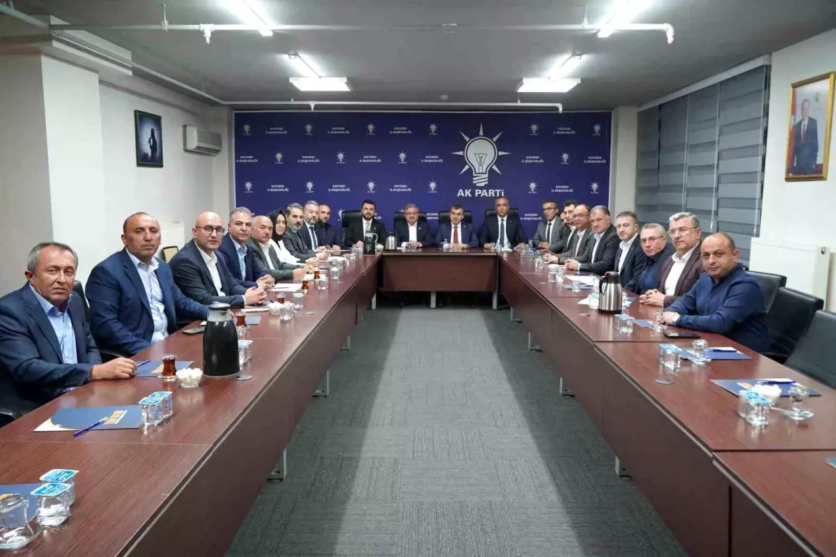 ak parti kayseri il baskanligindan teskilat degerlendirme toplantisi SIV2EUsX.jpg