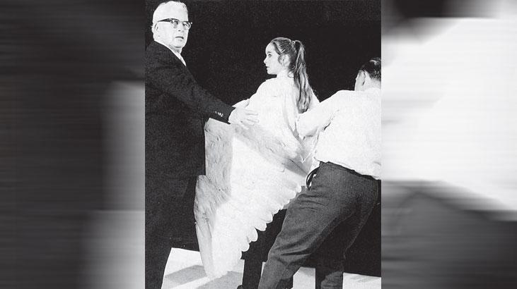 chaplinin ucubesi gun yuzune cikiyor bSaST3jw.jpg