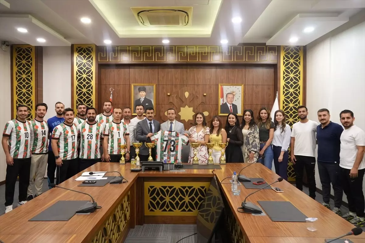 cizre kaymakami sporculari agirladi n3CyRY2S.jpg