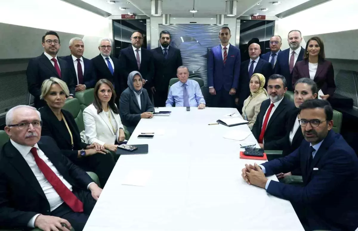 cumhurbaskani erdogan gazze bu isin birinci derecede takipcisi trump olacak Xu5GTTdm.jpg