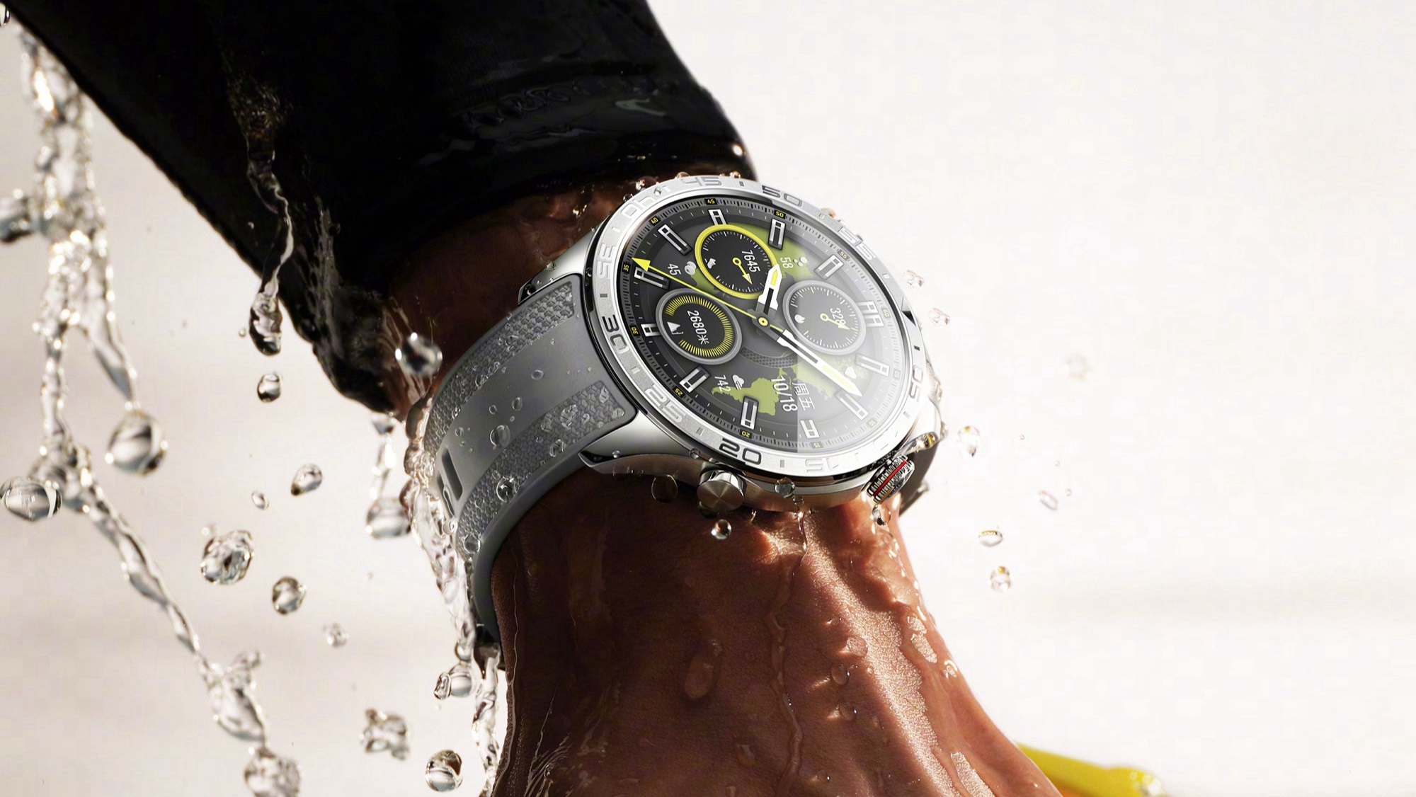 honor watch 5 pro tanitildi iste ozellikleri ve fiyati YwhhQIJv.jpg