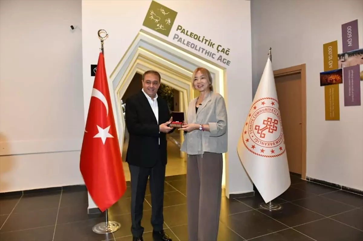 japon sanatci tomoko yamaguchi sanliurfayi ziyaret etti 6j9i3eIt.jpg