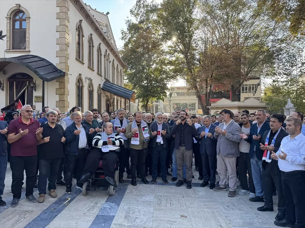 kocaelide filistine destek eylemi HzDFWkPM