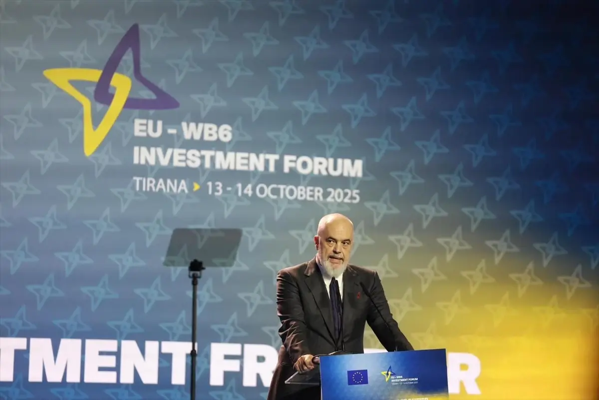 tiranda ab bati balkanlar yatirim forumu basladi igdlONXl.jpg