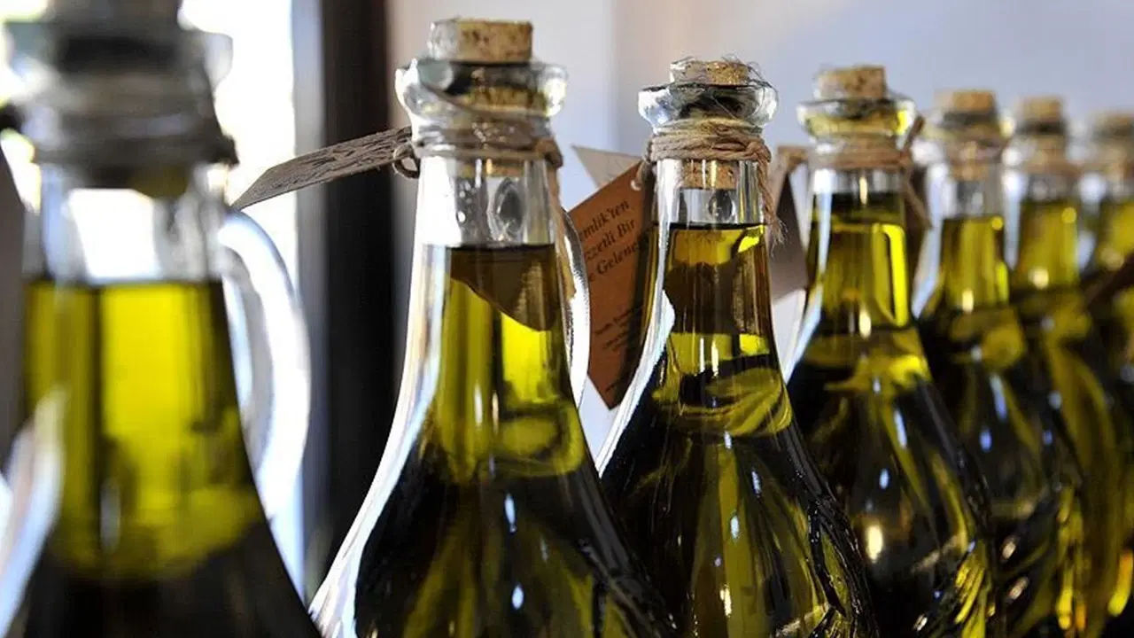 zeytinyagi fiyatlarina zam bekleniyor rekolte beklentisi yuzde 40a yakin oranda dustu J2lZGdfb.jpg