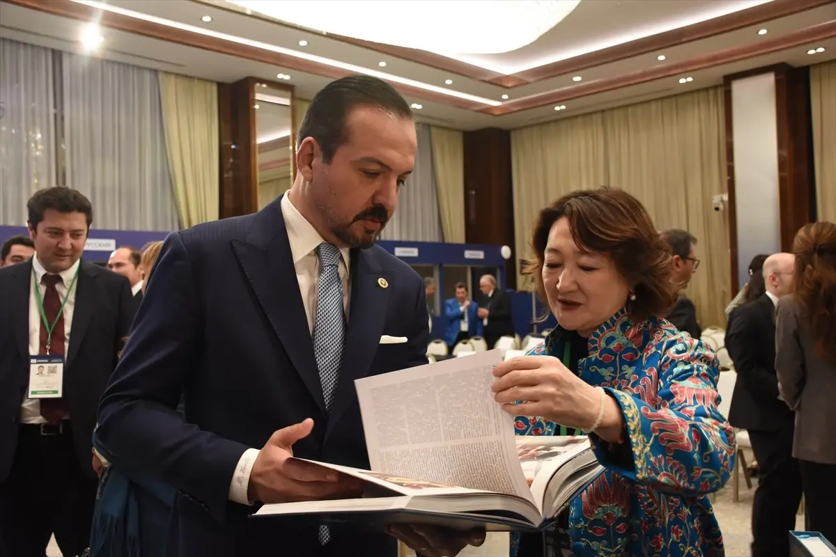 semerkantta 15 aralikin dunya turk dili ailesi gunu ilan edilmesiyle ilgili etkinlik yapildi QaxuOU7I.jpg