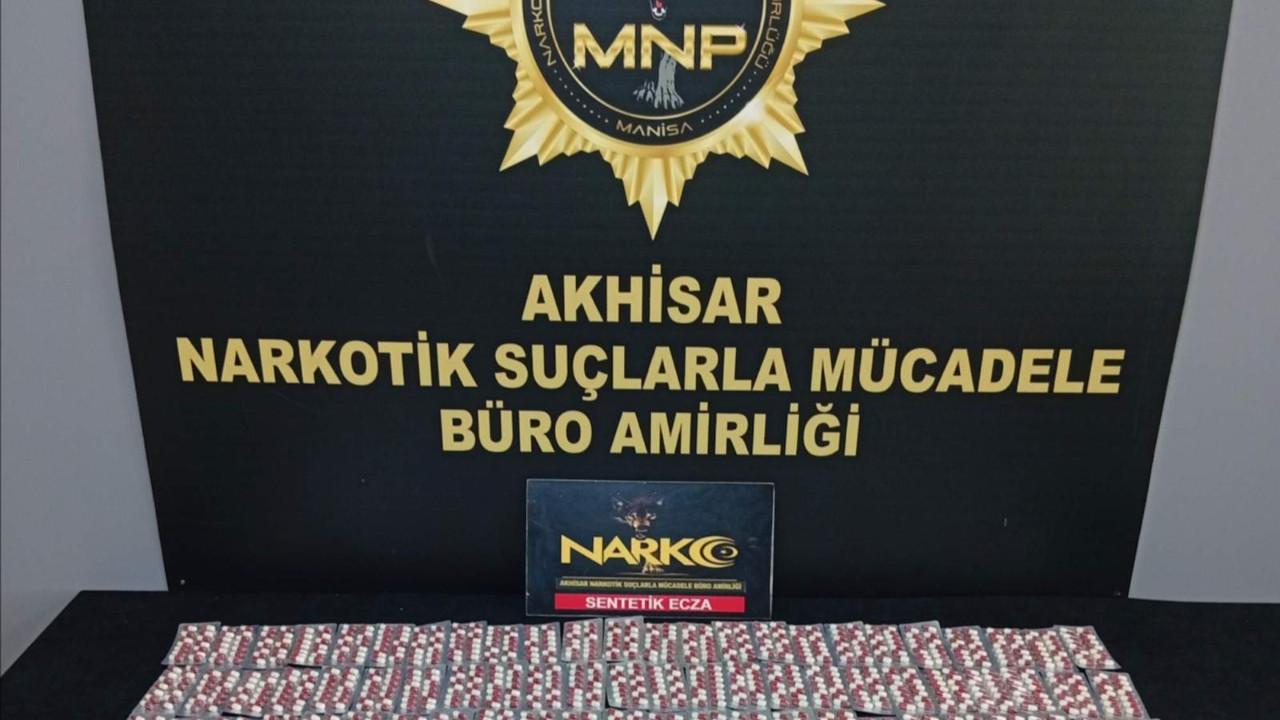 Karton Otomobil Yangını: Çocukların Oynadığı Anlar Kamerada Kaydedildi
