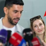 Trabzonda ask ruzgari cenk ozkacar degil esinin bakislari konusuldu 4i2Djf2p